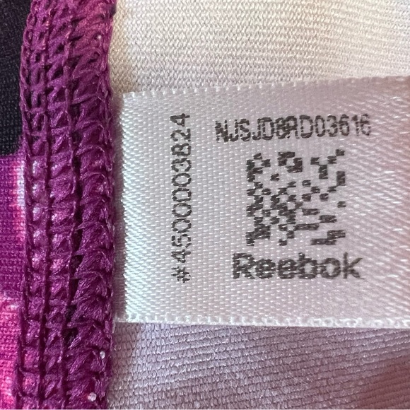 Reebok cropped yoga pants, preowned EUC size M - Picture 6 of 6